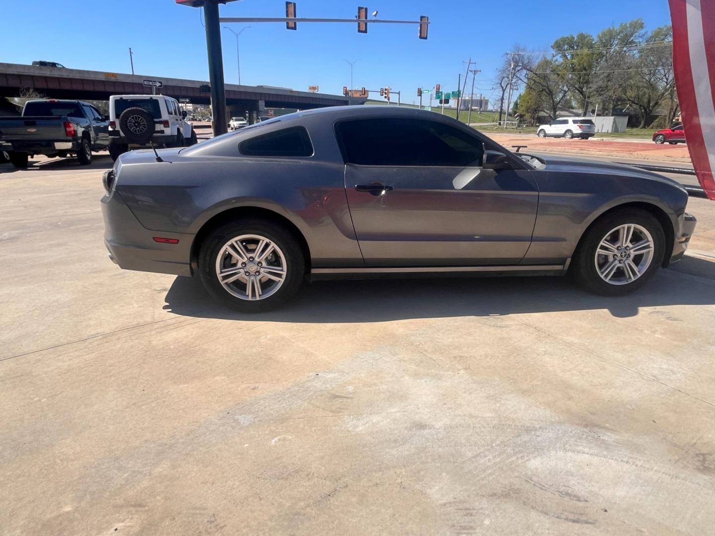 2014 GRAY FORD MUSTANG BASE V6 Coupe (1ZVBP8AM4E5) with an 3.7L V6 DOHC 24V engine, located at 8101 E. Skelly Dr., Tulsa, OK, 74129, (918) 592-3593, 36.121891, -95.888802 - Photo#1